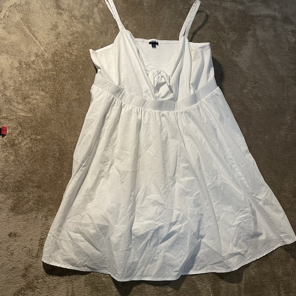 Torrid Dress Womens 3 Plus White Knee Lined Smocked Back Stretch Fit And Flare